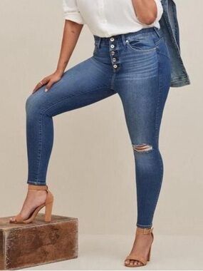 Torrid High-Rise Button-Fly Skinny Bombshell Jeans Blue Size 22 Flattering Fit